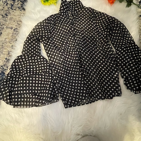 New top - Picture 2 of 2